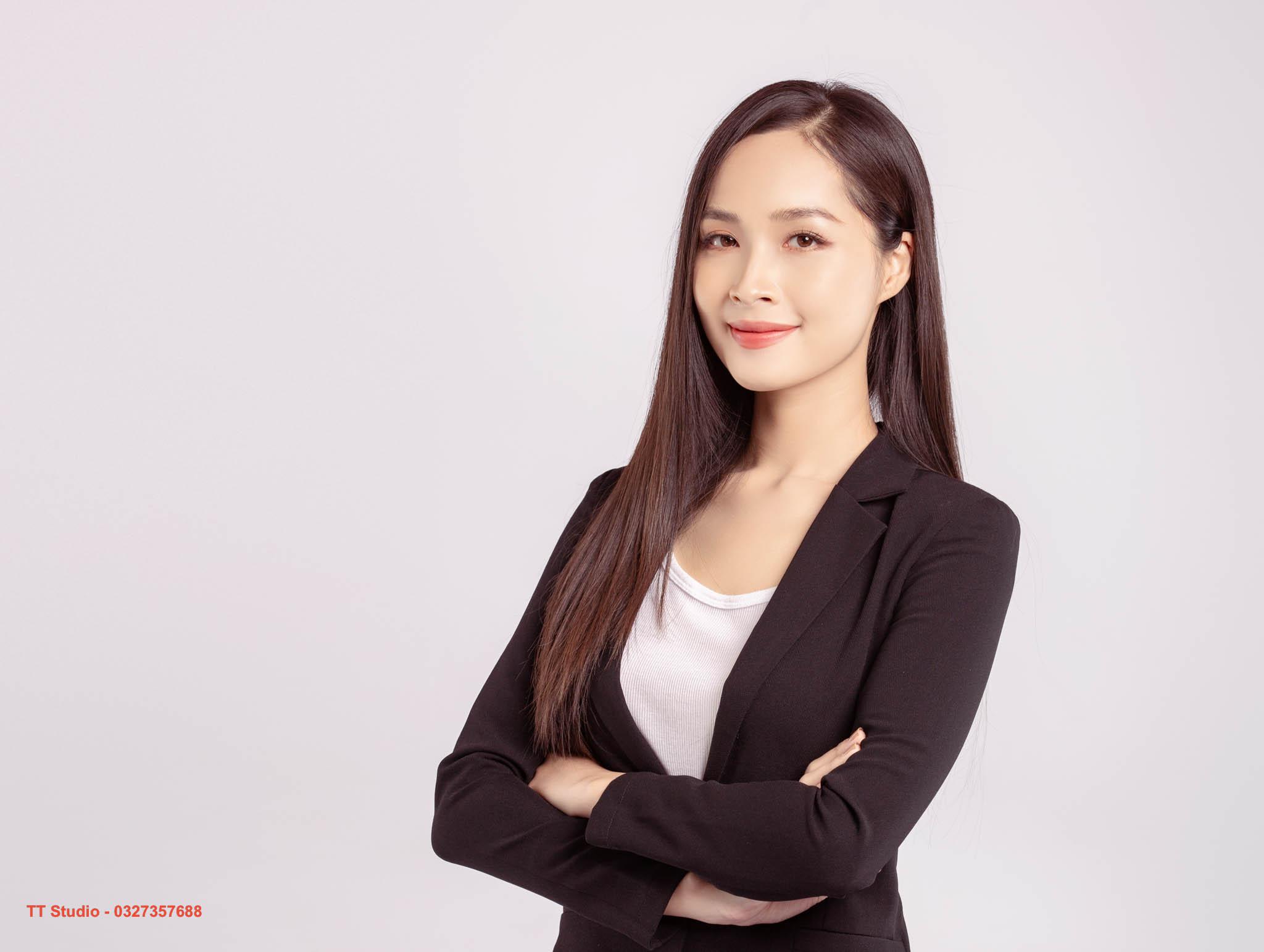 Đánh giá dịch vụ của từng studio chụp ảnh doanh nhân