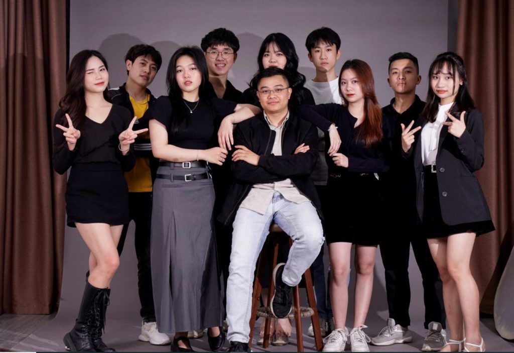 Tham khảo 10 studio chụp ảnh tiệc cuối năm tại Đà Nẵng năm 2025 Tham khảo 10 studio chụp ảnh tiệc cuối năm tại Đà Nẵng năm 2025