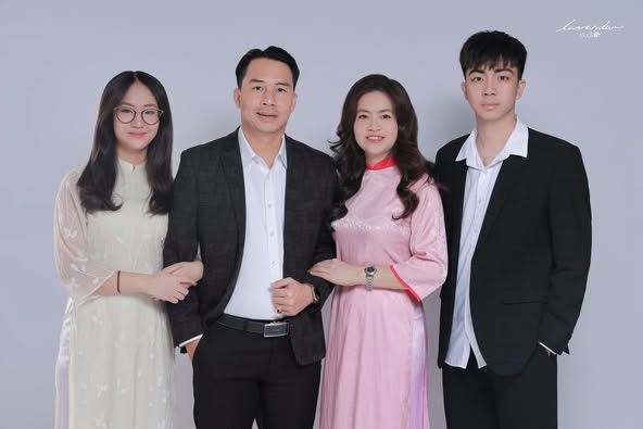 Studio chụp ảnh gia đình Tết tại Đà Nẵng ấn tượng Xuân 2025 không thể bỏ qua