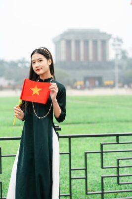 Reviews HOT: Chụp ảnh áo dài tại Hà Nội 2/9 ở đâu giá rẻ?