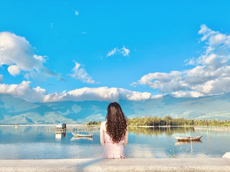 Top 10 dịch vụ thuê thợ chụp hình ở Lăng Cô - Huế uy tín Top 10 dịch vụ thuê thợ chụp hình ở Lăng Cô - Huế uy tín