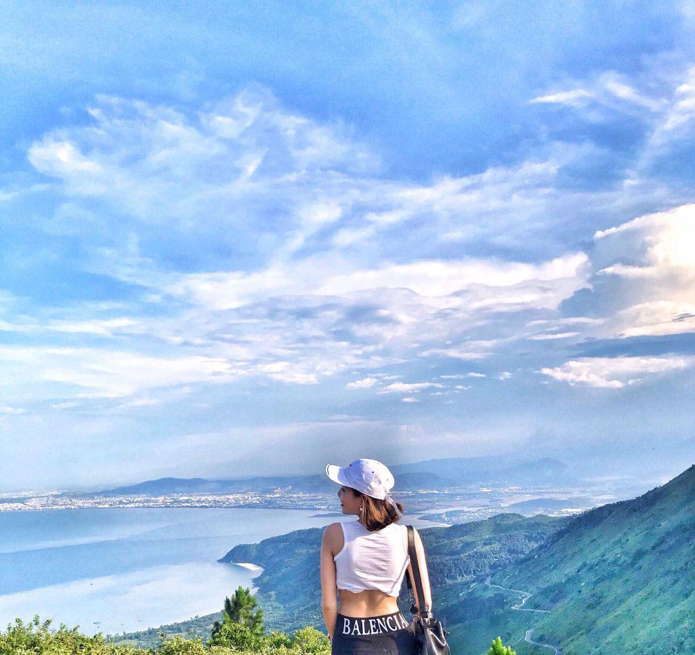 Mẹo tạo dáng chụp hình ở lăng Cô - Huế đẹp không phải ai cũng biết Mẹo tạo dáng chụp hình ở lăng Cô - Huế đẹp không phải ai cũng biết