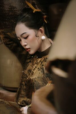 Chụp Ảnh Áo Dài Nên Chọn Studio Hay Ngoại Cảnh?