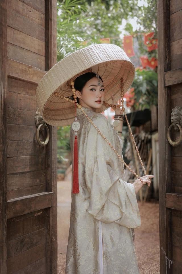 10 concept chụp ảnh áo dài đẹp dành cho nàng